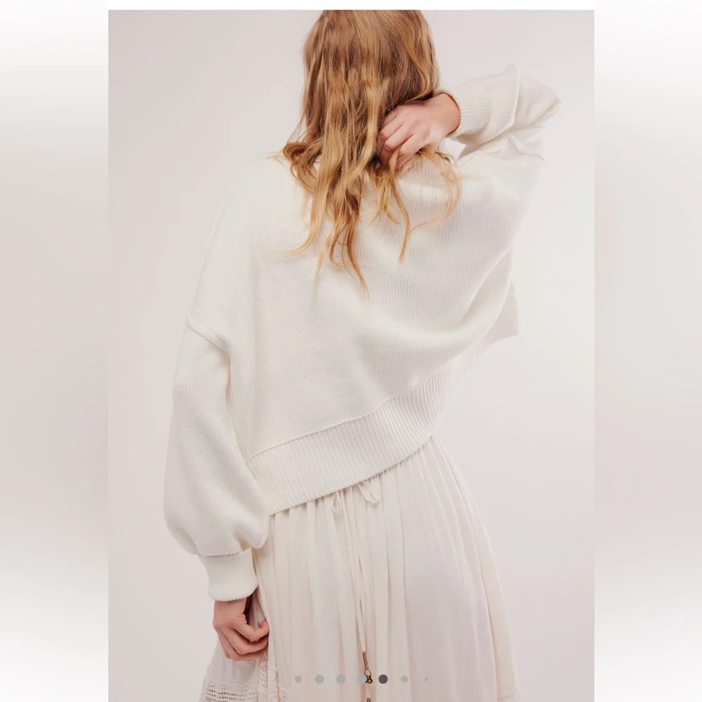 NWT Free People Easy Street Crop Pullover Sweater White, Size Large - Picture 4 of 9